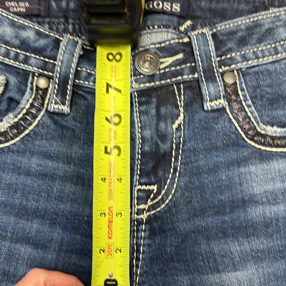 Vigoss Womens Chelsea Heritage Capri Jeans Embroidered Gems 1/2 - Picture 10 of 16